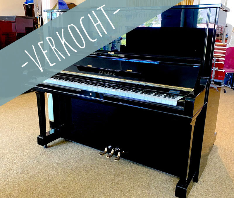 Yamaha U3H